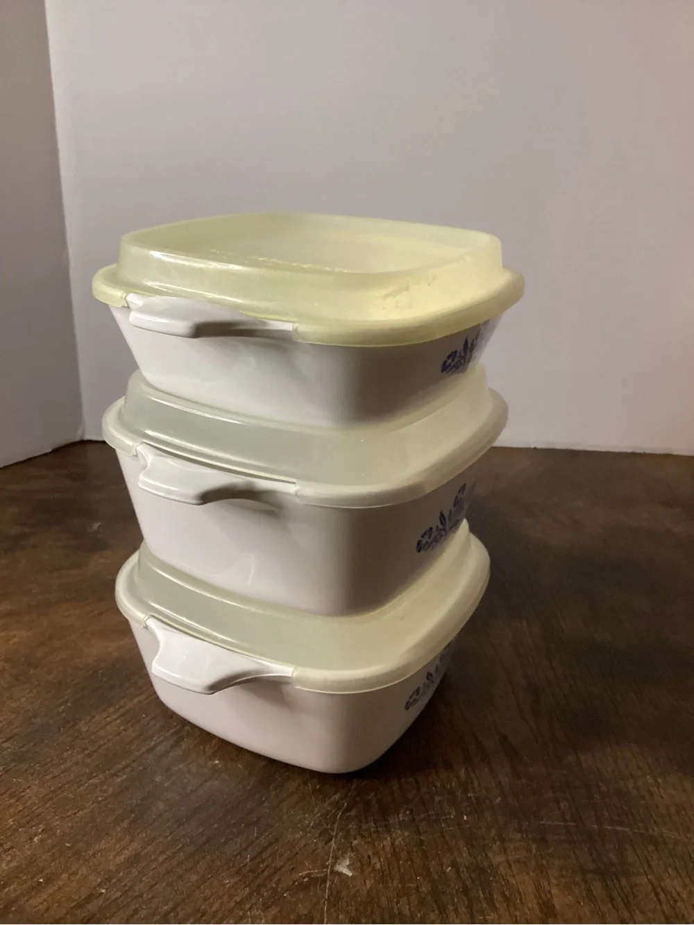 Corning Ware Cornflower Blue Petites Ceramic Dishes with Plastic Lids Set/3